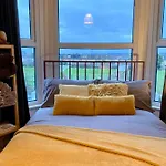 Room With A View Catford, Homestay